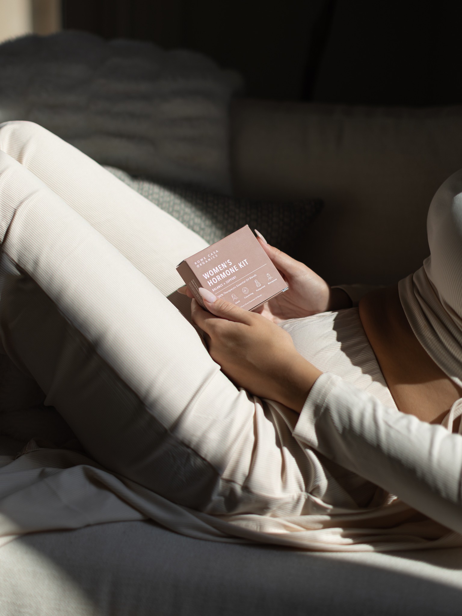 Image of brand logo incorrectly outlined